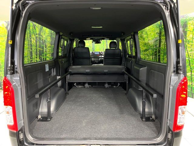 TOYOTA HIACE VAN 4WD 2023 Image 31