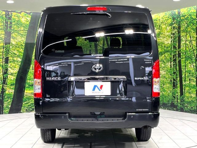 TOYOTA HIACE VAN 4WD 2023 Image 31