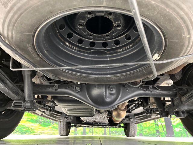 TOYOTA HIACE VAN 4WD 2023 Image 31