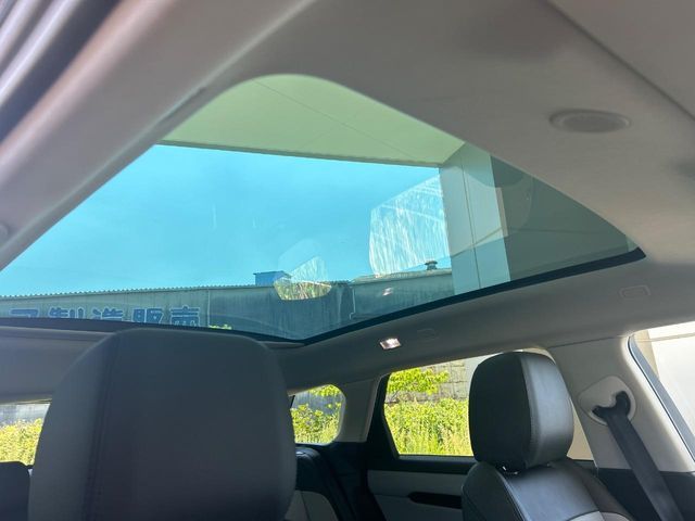 ROVER RANGE  EV 2024 Image 31