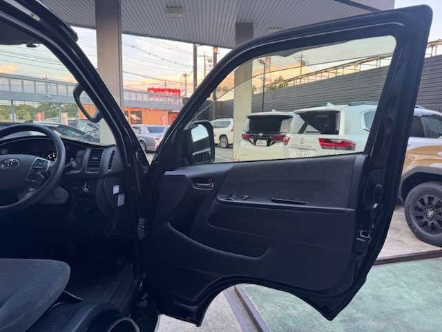 TOYOTA HIACE WAGON 4WD 2023 Image 31