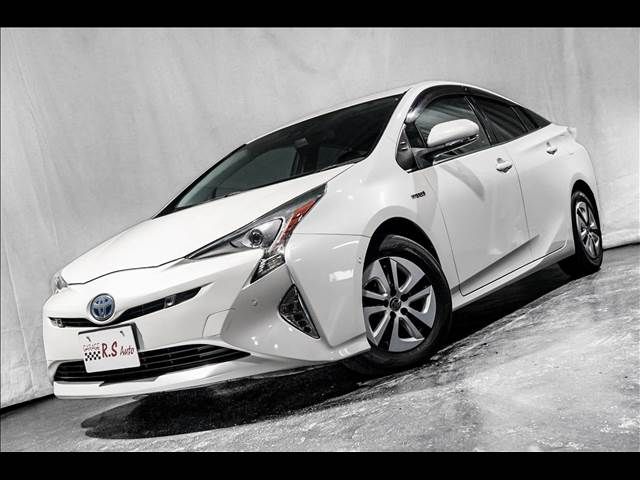 TOYOTA PRIUS 2018 Image 31