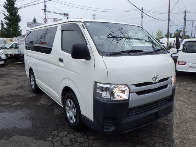 TOYOTA HIACE VAN 1.25T 2WD 2015 Image 31