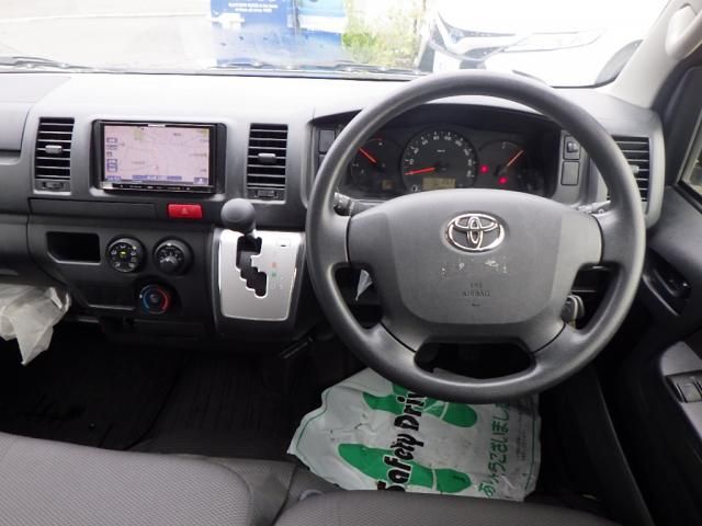 TOYOTA HIACE VAN 1.25T 2WD 2015 Image 31