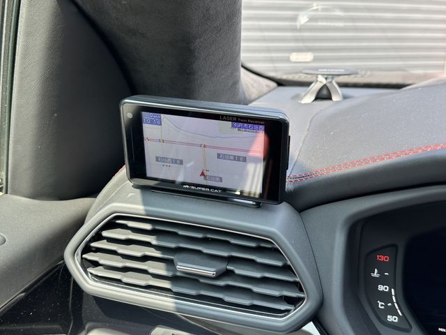 LAMBORGHINI URUS 2019 Image 31