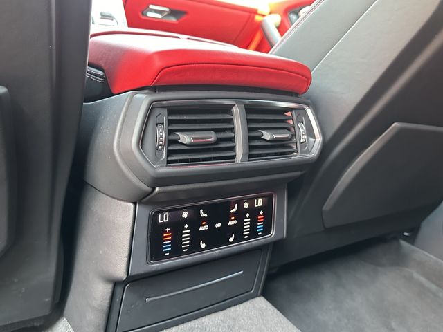 LAMBORGHINI URUS 2019 Image 31