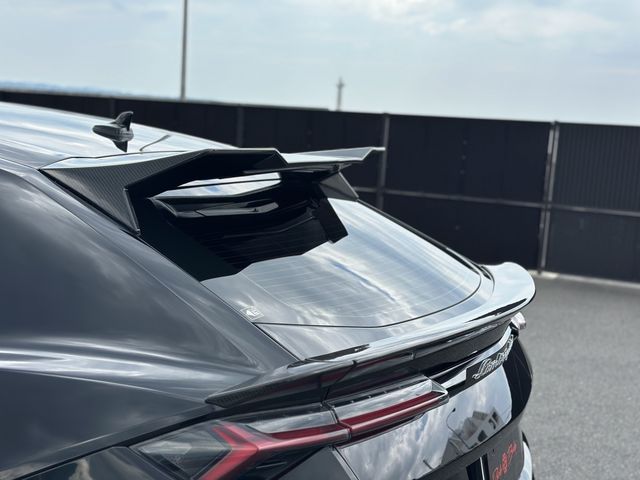 LAMBORGHINI URUS 2019 Image 31