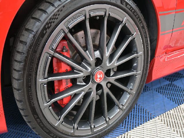 FIAT ABARTH 595 2022 Image 31