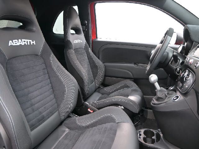 FIAT ABARTH 595 2022 Image 31