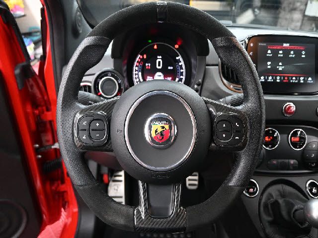 FIAT ABARTH 595 2022 Image 31