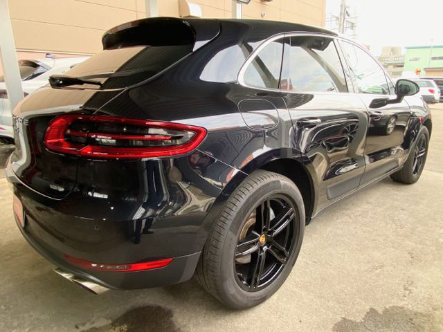 PORSCHE MACAN 2014 Image 31