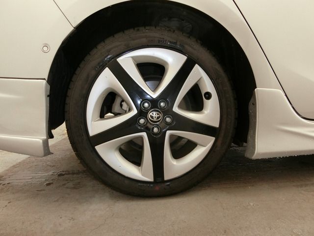 TOYOTA PRIUS 2016 Image 31