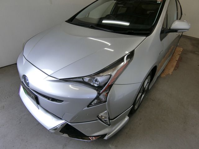TOYOTA PRIUS 2016 Image 31