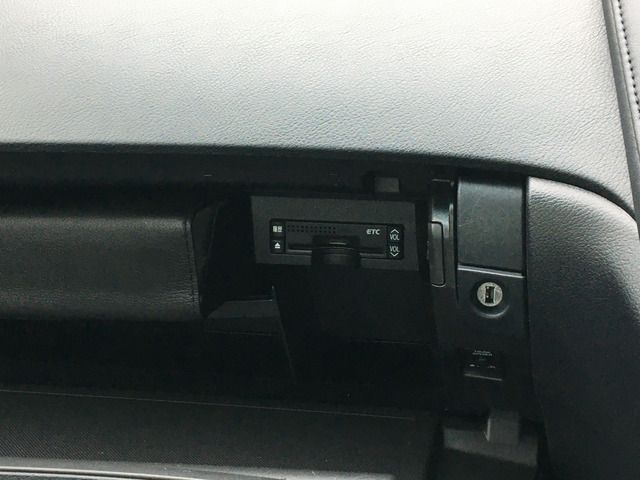 TOYOTA LEXUS HS250H 2012 Image 31