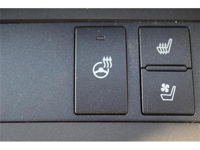 TOYOTA LEXUS RC300H 2019 Image 31