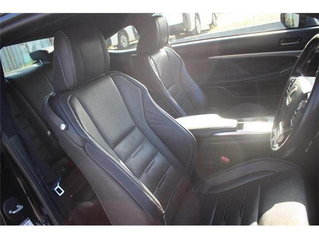 TOYOTA LEXUS RC300H 2019 Image 31