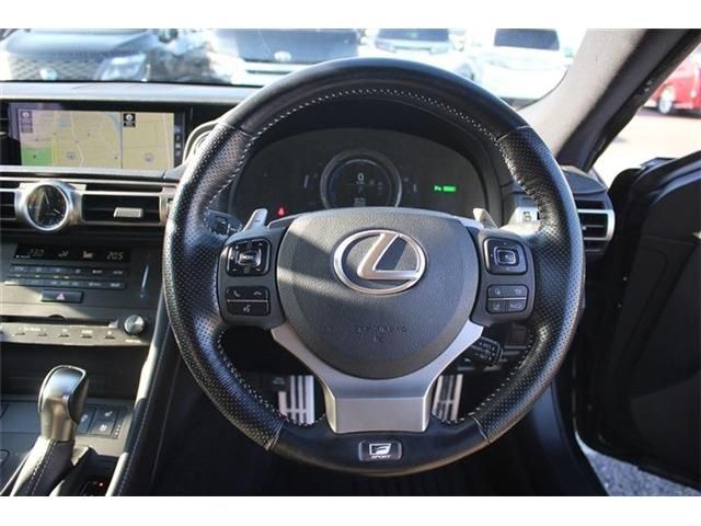 TOYOTA LEXUS RC300H 2019 Image 31