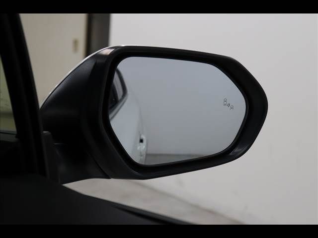 TOYOTA C-HR 2017 Image 31