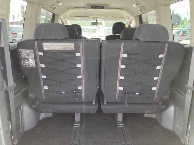 MITSUBISHI DELICA D:5 4WD 2007 Image 31