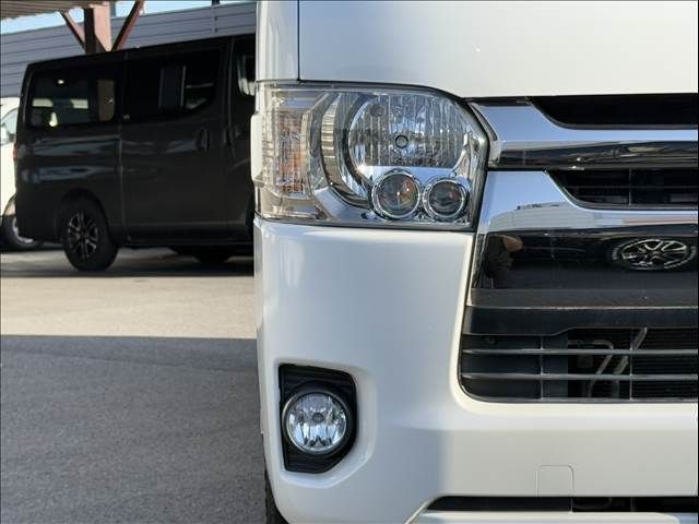 TOYOTA HIACE VAN 2WD 2019 Image 31