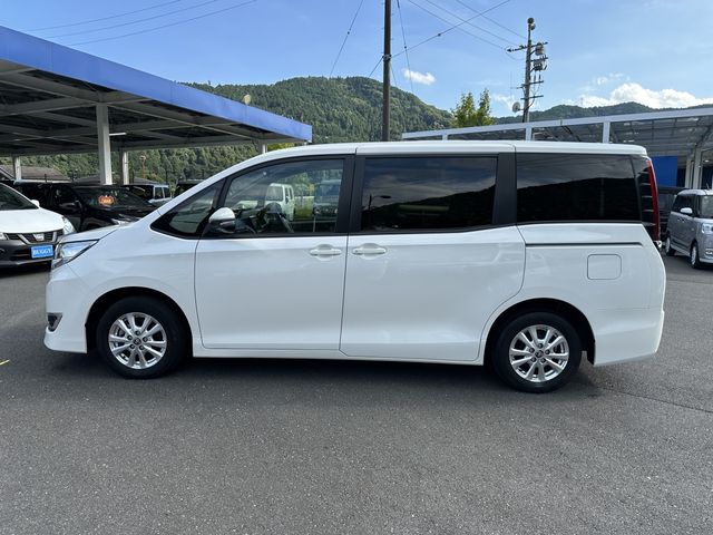 TOYOTA NOAH 2020 Image 31