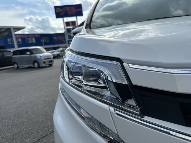 TOYOTA NOAH 2020 Image 31