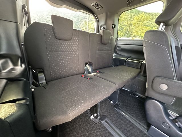 TOYOTA NOAH 2020 Image 31