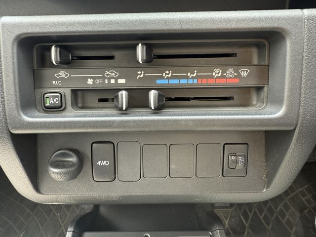 SUBARU SAMBAR TRUCK 4WD 2017 Image 31