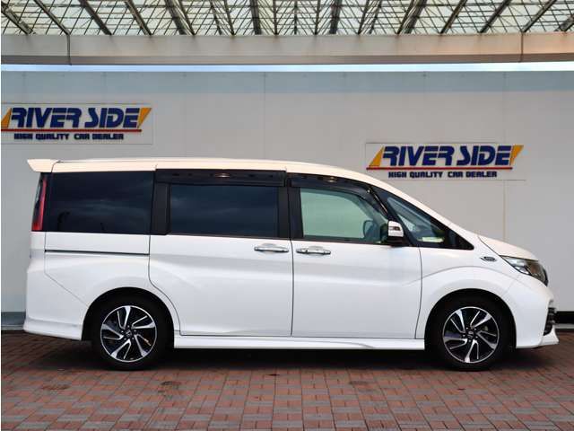 HONDA STEPWAGON SPADA 2015 Image 31