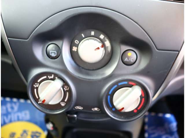 NISSAN MARCH 2016 Image 31