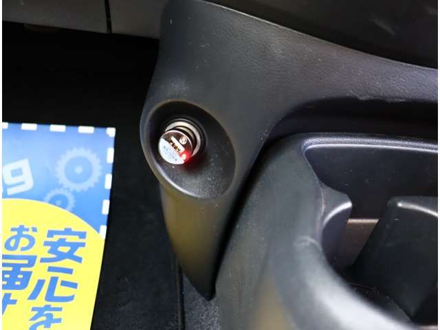 NISSAN MARCH 2016 Image 31