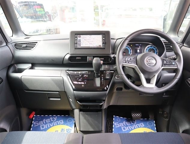 NISSAN ROOX 2022 Image 31