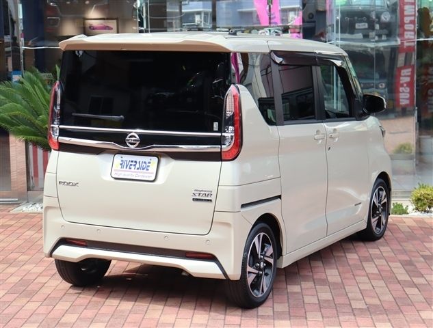 NISSAN ROOX 2022 Image 31