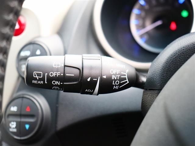 HONDA FIT HYBRID 2010 Image 31