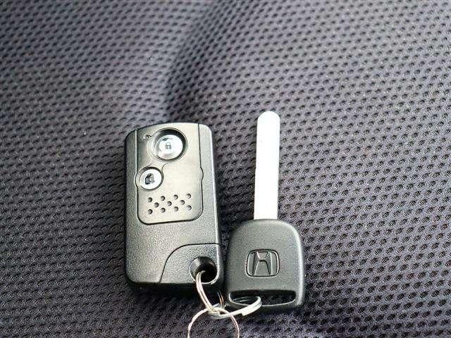 HONDA FIT HYBRID 2010 Image 31