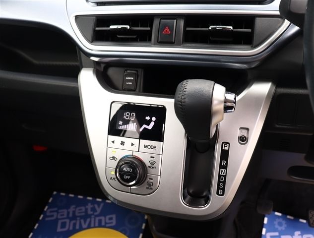 DAIHATSU CAST ACTIVA 2019 Image 31