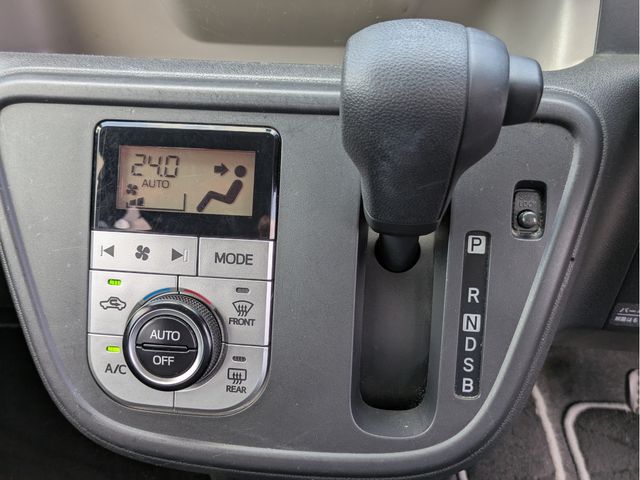 DAIHATSU BOON 2017 Image 31