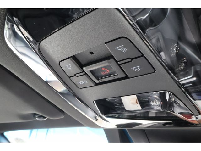 TOYOTA HARRIER 4WD 2023 Image 31