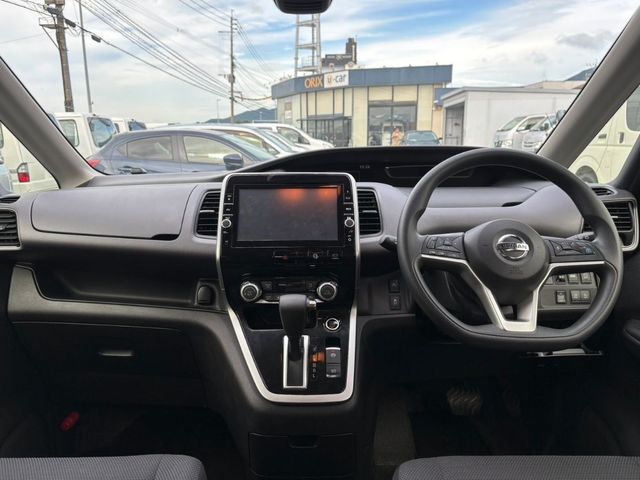 NISSAN SERENA  S-HYBRID 2016 Image 31