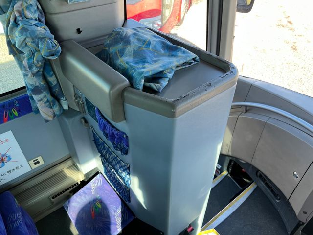 MITSUBISHI FUSOU AERO ACE 2010 Image 31