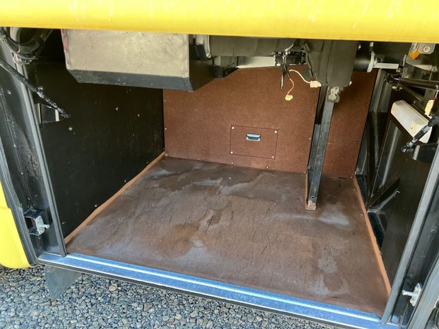 MITSUBISHI FUSOU AERO ACE 2010 Image 31