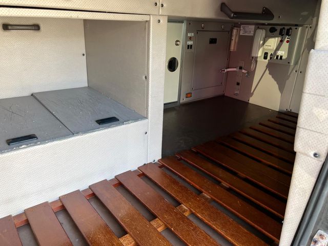 MITSUBISHI FUSOU AERO ACE 2010 Image 31