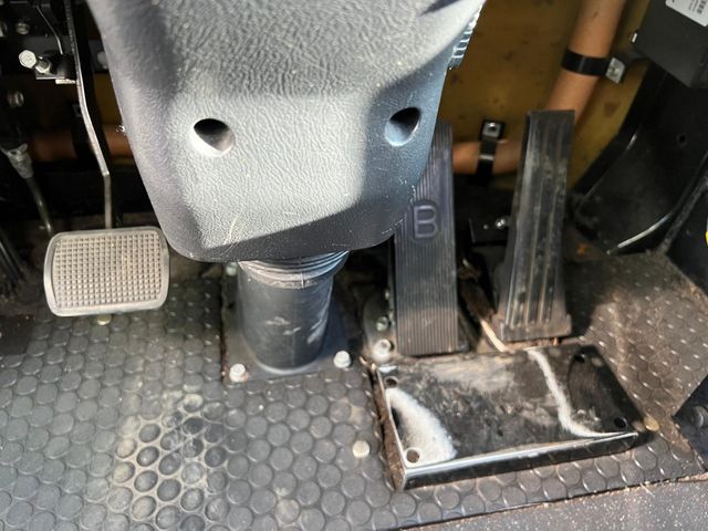 MITSUBISHI FUSOU AERO ACE 2013 Image 31