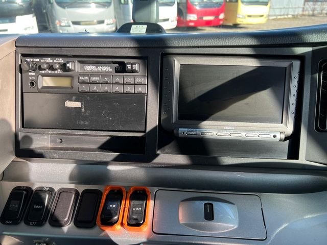 MITSUBISHI FUSOU AERO ACE 2013 Image 31