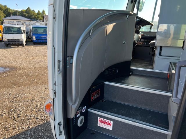 MITSUBISHI FUSOU AERO ACE 2013 Image 31