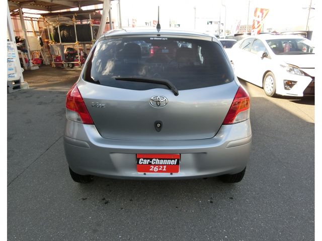 TOYOTA VITZ 2007 Image 31