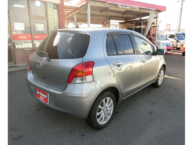 TOYOTA VITZ 2007 Image 31