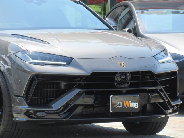 LAMBORGHINI URUS 2024 Image 31