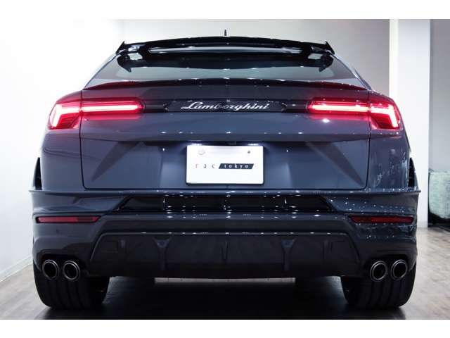 LAMBORGHINI URUS 2024 Image 31