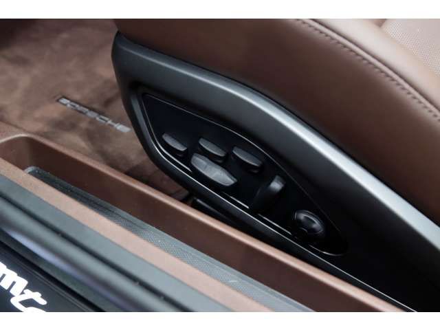 PORSCHE 911 2023 Image 31